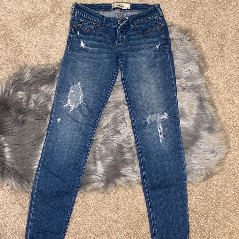Hollister ‘Super Skinny’ Ripped Jeans